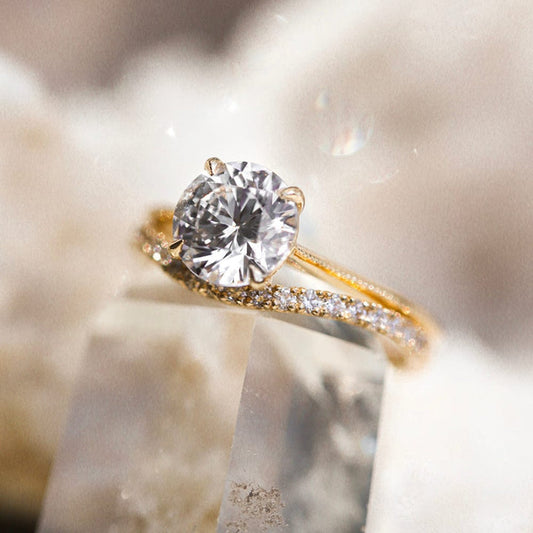 Solitaire Ring with 3.0 Ct Round Moissanite