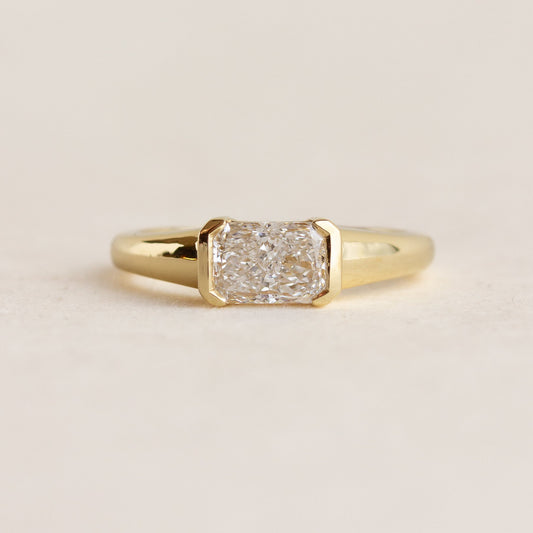 1.0–3.0 CT east-west radiant cut CVD lab grown diamond solitaire ring, F color, VS1 clarity, horizontal prong setting