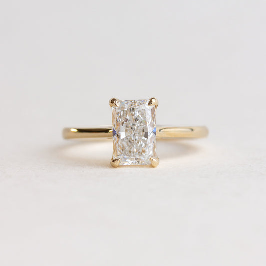 2.0–4.0 CT radiant cut CVD lab grown diamond solitaire ring, F color, VS1 clarity, elegant prong setting