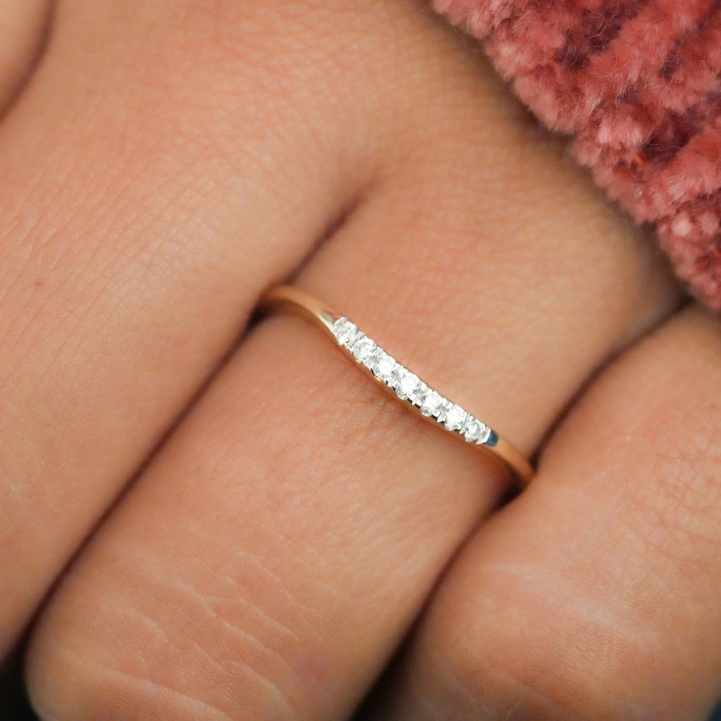 Curved Wedding Band with 0.05 TCW Round Cut Moissanite