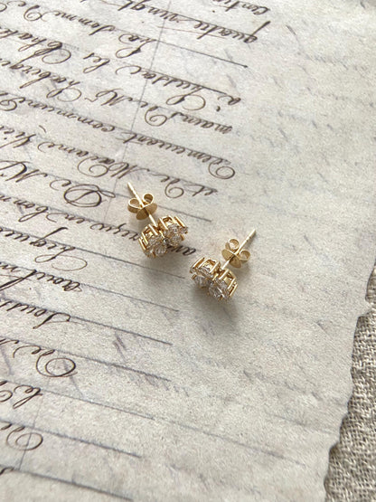 Flower Stud Earrings with 1.28 TCW Pear & Round Cut Moissanite