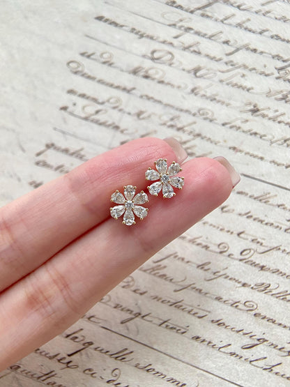 Flower Stud Earrings with 1.28 TCW Pear & Round Cut Moissanite
