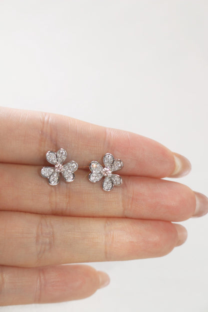 Leaf Stud Earrings with 0.10 TCW Round Cut Moissanite