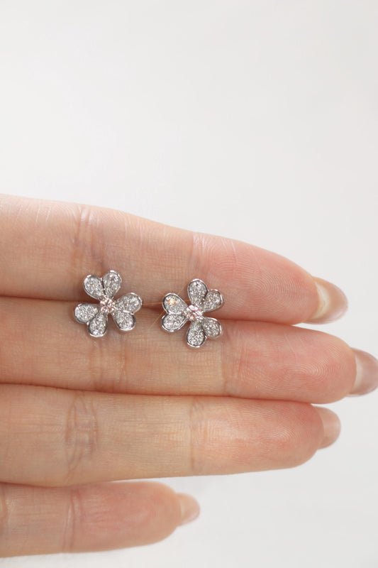 Leaf Stud Earrings with 0.10 TCW Round Cut Moissanite