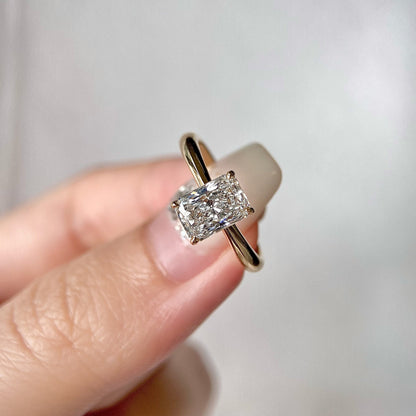 Radiant cut CVD diamond solitaire engagement ring