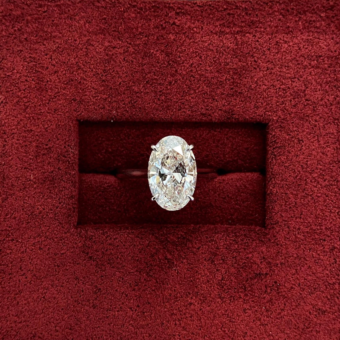 3.0 CT Oval D/VS1 CVD Diamond Solitaire Engagement Ring