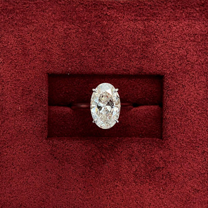 Oval cut CVD diamond solitaire style engagement ring