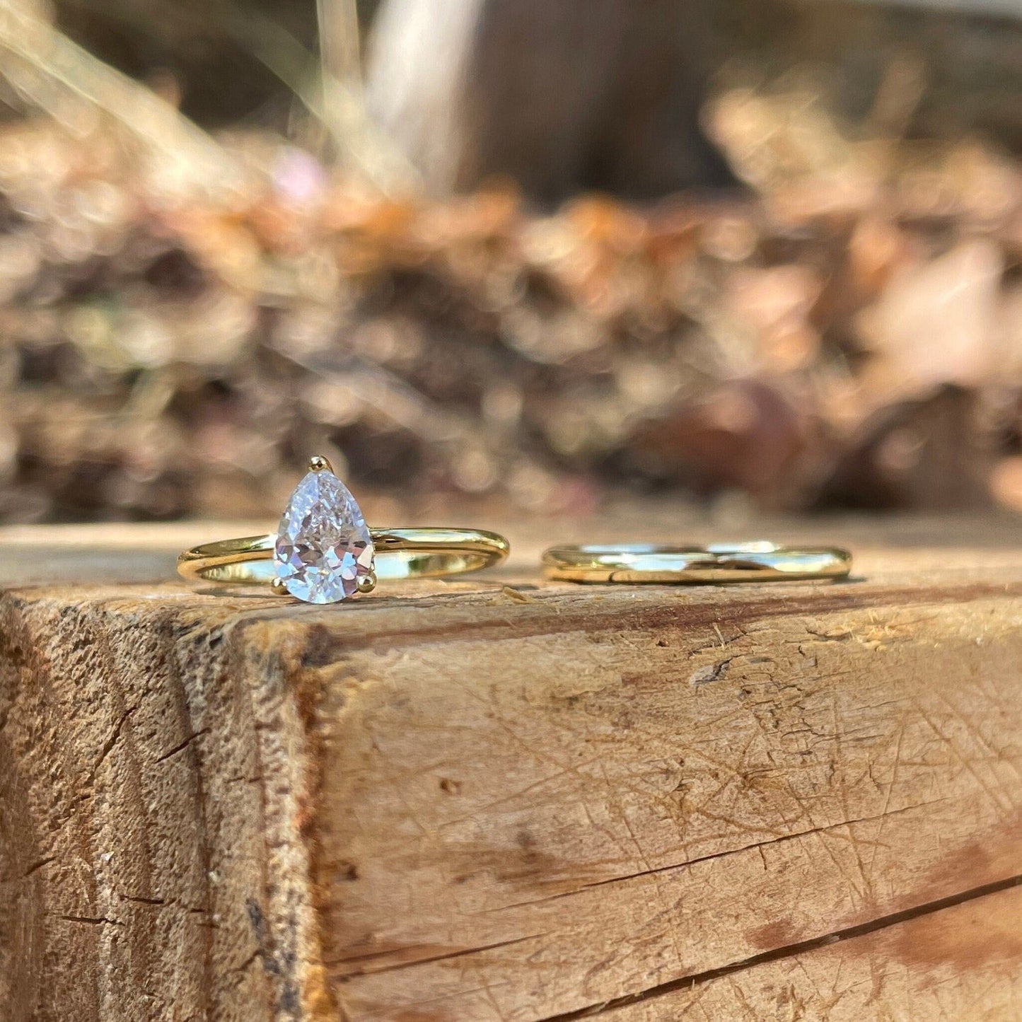 Solitaire Bridal Ring Set with 0.75 CT Pear Cut Moissanite