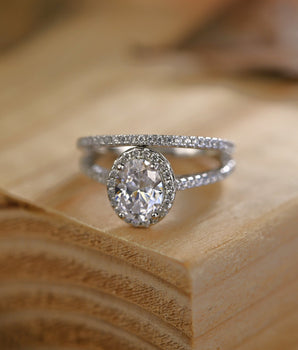 Pave Setting Bridal Ring Set with 1.25 CT Oval Cut Moissanite
