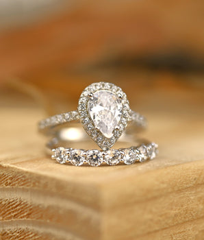 Halo Bridal Ring Set with 1.0 CT Pear Cut Moissanite