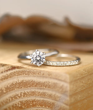 Solitaire Bridal Ring Set with 1.0 CT Round Cut Moissanite