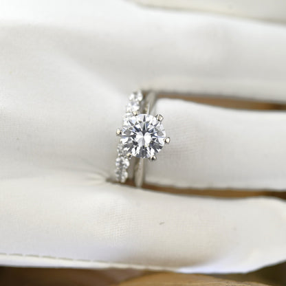 Solitaire Bridal Ring Set with 1.0 CT Round Cut Moissanite