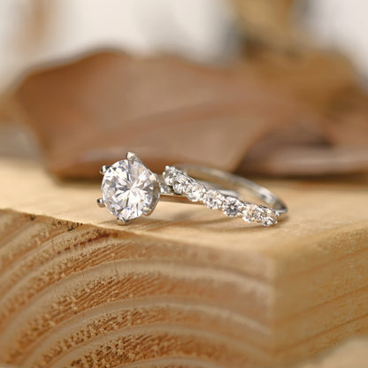 Solitaire Bridal Ring Set with 1.0 CT Round Cut Moissanite