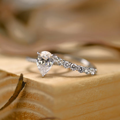 Pave Setting Bridal Ring Set with 1.25 CT Pear Cut Moissanite