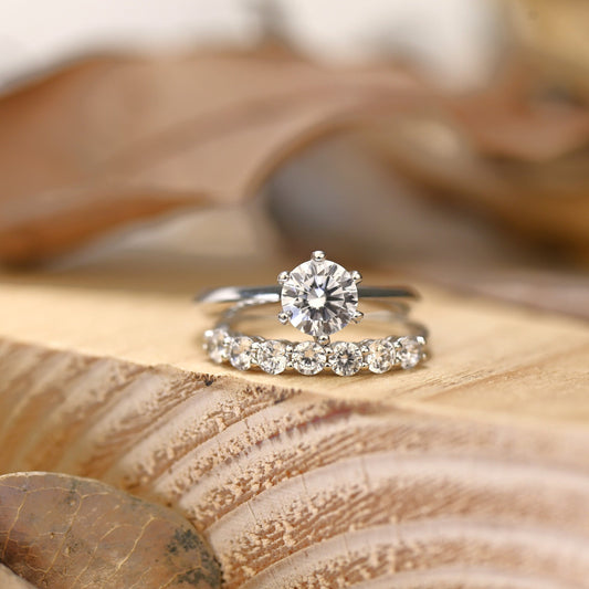 Solitaire Bridal Ring Set with 1.0 CT Round Cut Moissanite