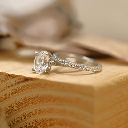 Pave Setting Bridal Ring Set with 2.0 CT Oval Cut Moissanite