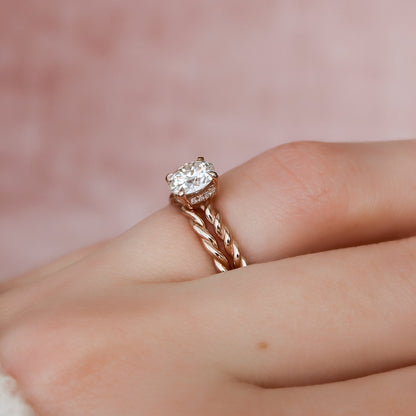 1.0CT Round Brilliant Cut Moissanite Solitaire Bridal Ring Set