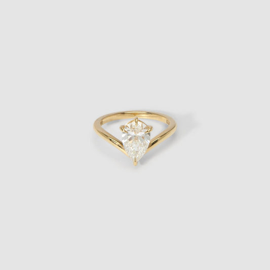 engagement ring