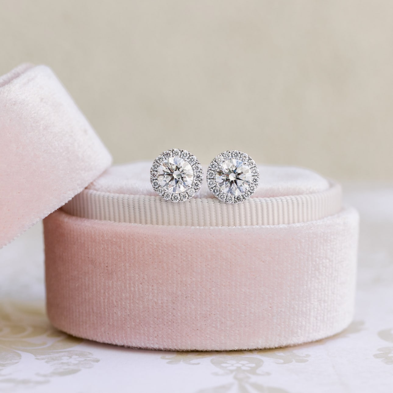 Halo Stud Earrings with 0.85 CT-1.85 CT Round Cut Moissanite