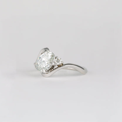 1.24-3.50 CT Oval Lab Grown Diamond Unique Bridal Ring Set