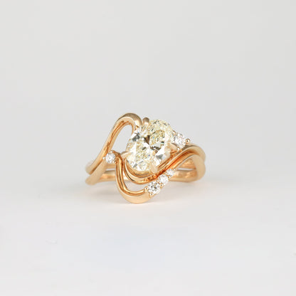 1.70- 3.50 CT Oval Lab Grown Diamond Unique Bridal Ring Set