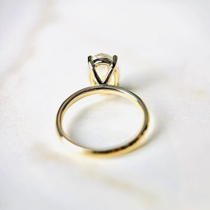 2.0 CT Oval E/VS1 CVD Diamond Solitaire Engagement Ring