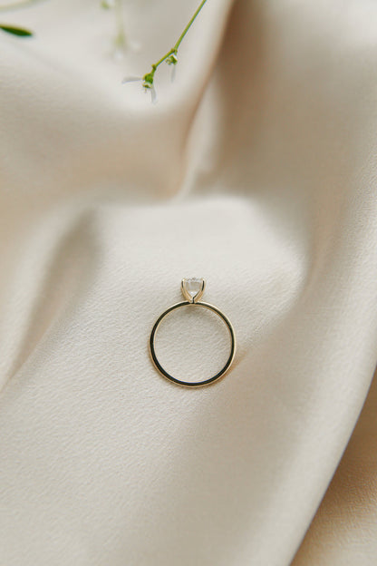 Solitaire Ring with 1.50 CT Oval Cut Moissanite