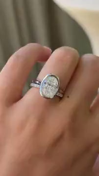 Vivienne- Oval Bezel Solitaire Style Lab Grown Diamond Engagement Ring