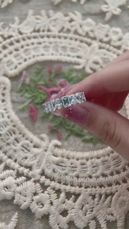 2.8 TCW Oval and Emerald Unique Eternity Lab Grown Diamond Wedding Band