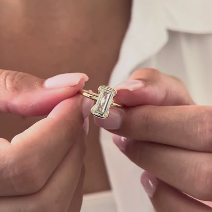 1.0-3.0 CT Emerald cut Lab Grown Diamond half bezel Engagement Ring