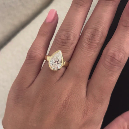 1.0-3.0 CT Pear Cut Lab Grown Diamond bezel Engagement Ring