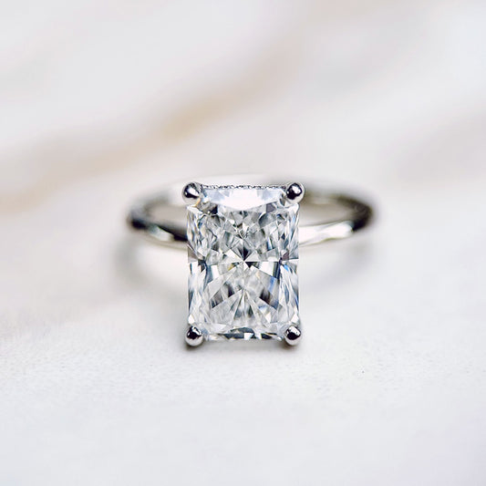 1.0–3.0 CT radiant cut CVD lab grown diamond engagement ring with hidden halo, E color, VS1 clarity, in polished white gold