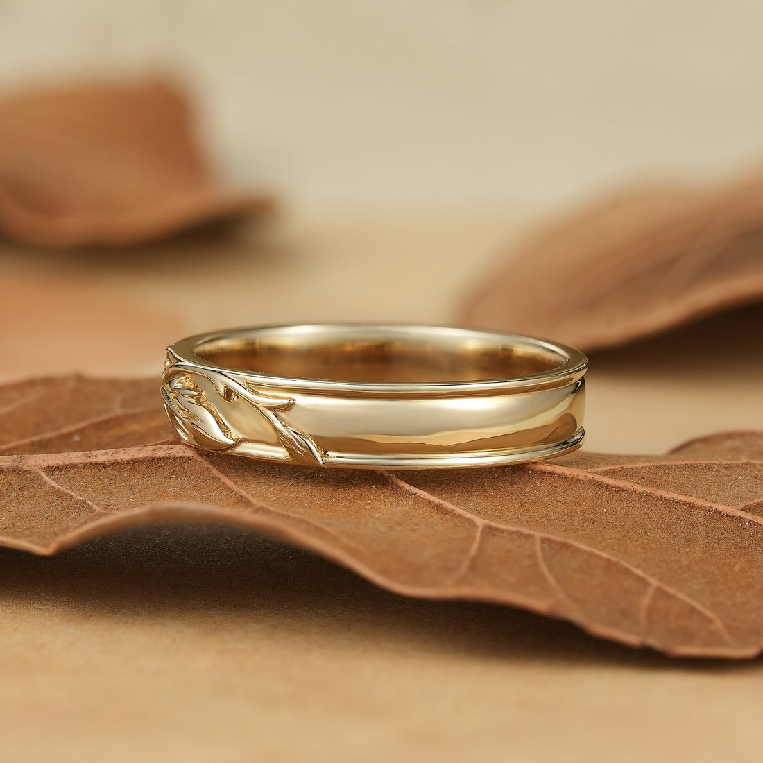 Round Moissanite diamond Men's Wedding Band