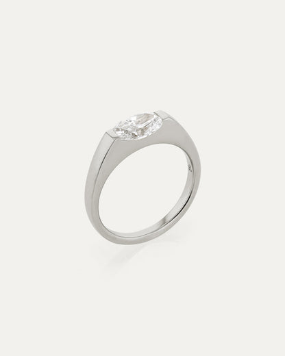 1.0 CT Oval CVD Diamond Unique Style Engagement Ring