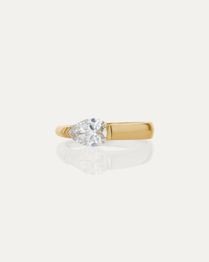 1.0 CT Pear CVD Diamond Unique Style Engagement Ring
