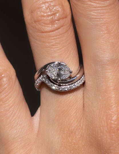 1.0 -1.50 CT Oval Cut Lab Grown Diamond Solitaire Engagement Ring